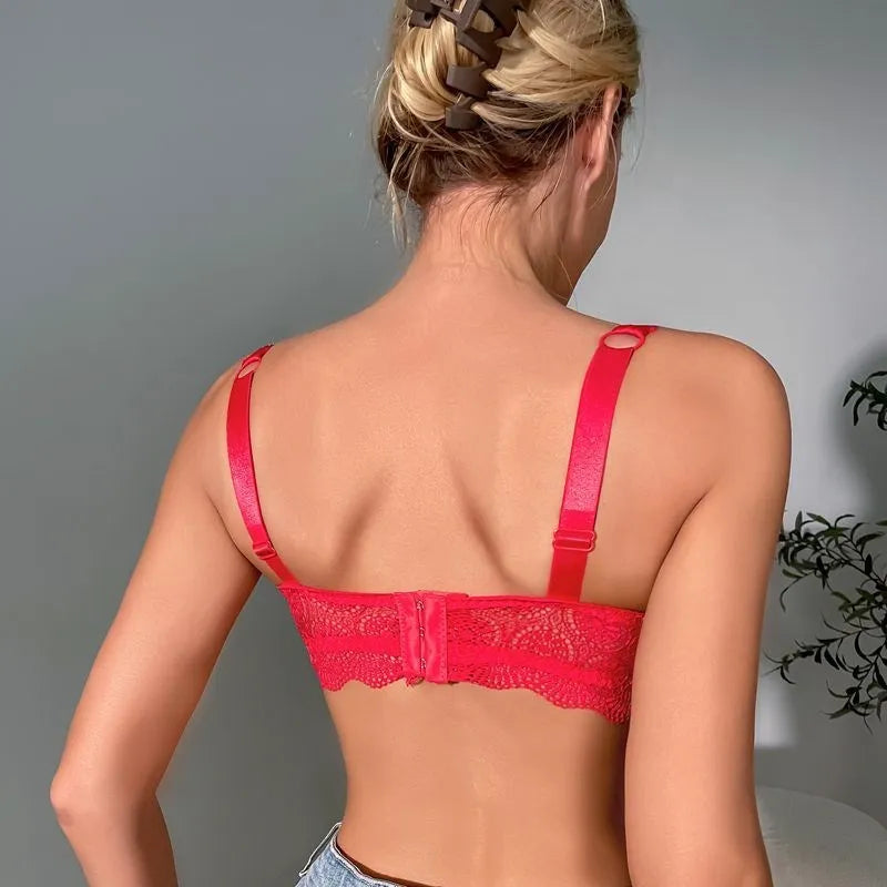 Beauwear Elegant Rhinestone Straps Scallop Trim Bra